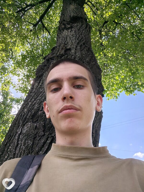 Арсений, 19, Москве — анкета №4239706