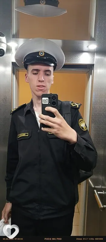 Артемий, 22, Москве — анкета №4240348