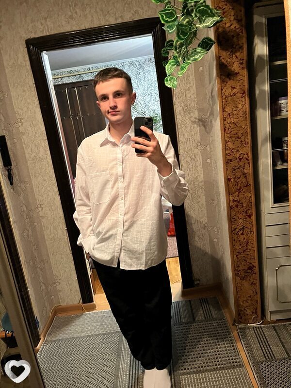 Денис, 22, Бресте — анкета №4240659