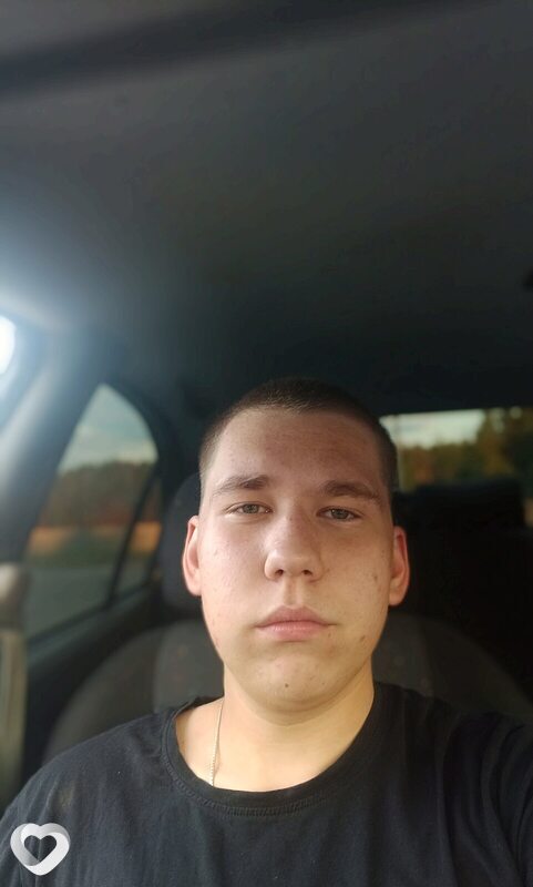 Даниил, 21, Екатеринбурге — анкета №4241143