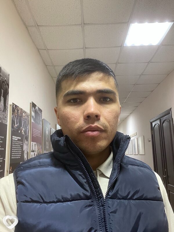 Шахбоз, 23, Томске — анкета №4241090