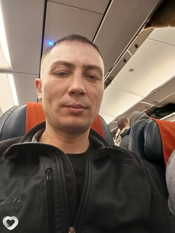 Олег, 36, Луганске — анкета №4242621