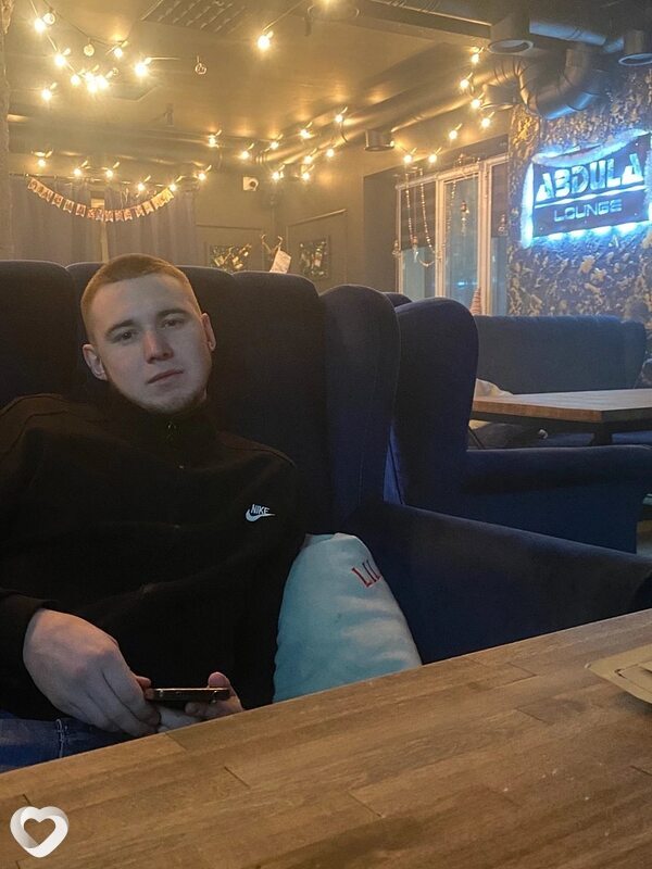 Иван, 22, Бийске — анкета №4242834