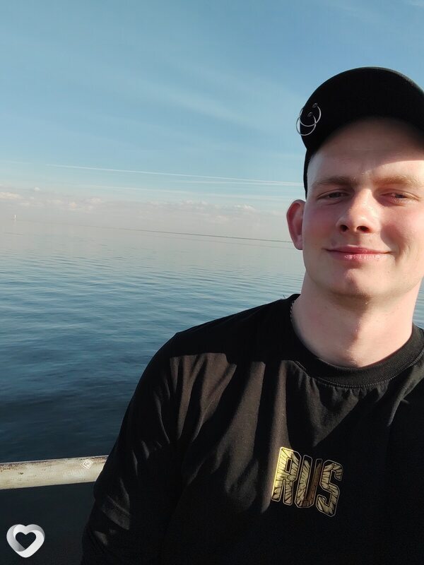 Владимир, 25, Курске — анкета №4243882