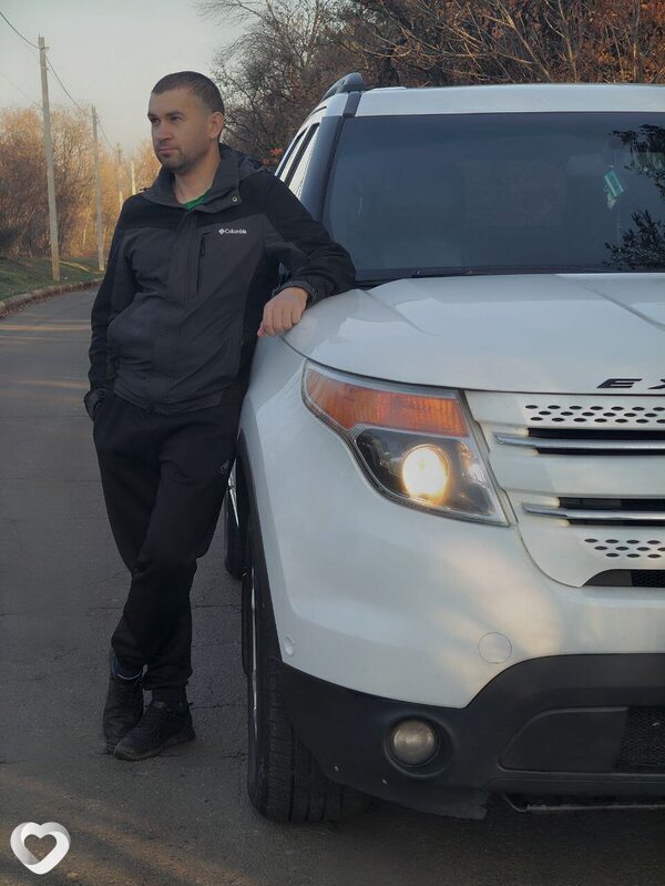 Юрий, 37, Луганске — анкета №4244528