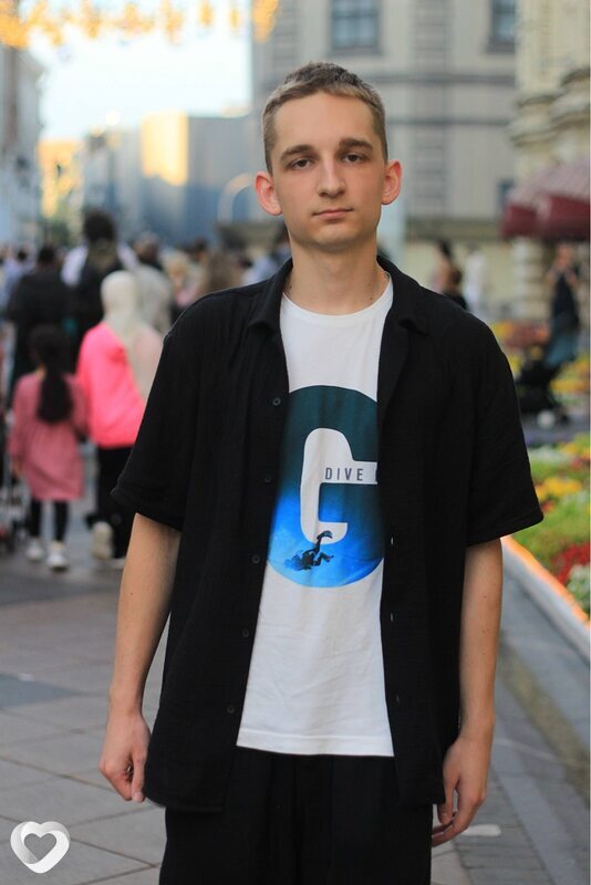 Денис, 20, Москве — анкета №4244266