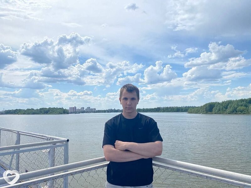Дмитрий, 19, Омске — анкета №4244965