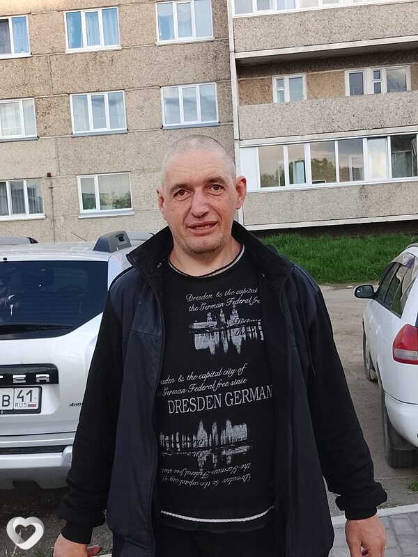 Виктор, 46, Саяногорске — анкета №4245880