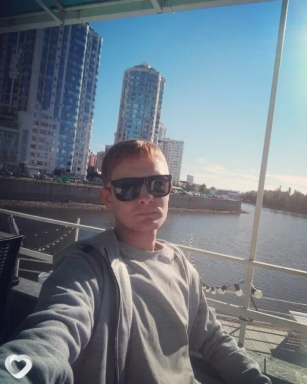 Максим, 32, Москве — анкета №4246441