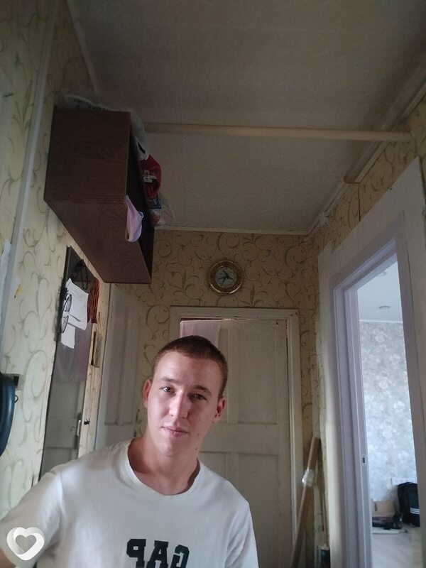 Марат, 21, Самаре — анкета №4247371