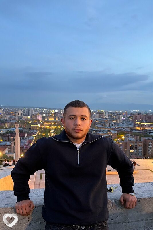 Эдгар, 21, Ереван — анкета №4247448