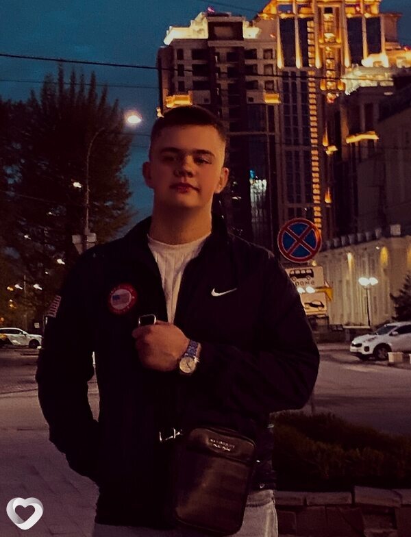 Захар, 20, Томске — анкета №4248465