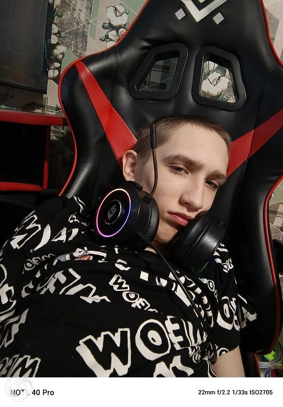 Александр, 20, Братске — анкета №4248621