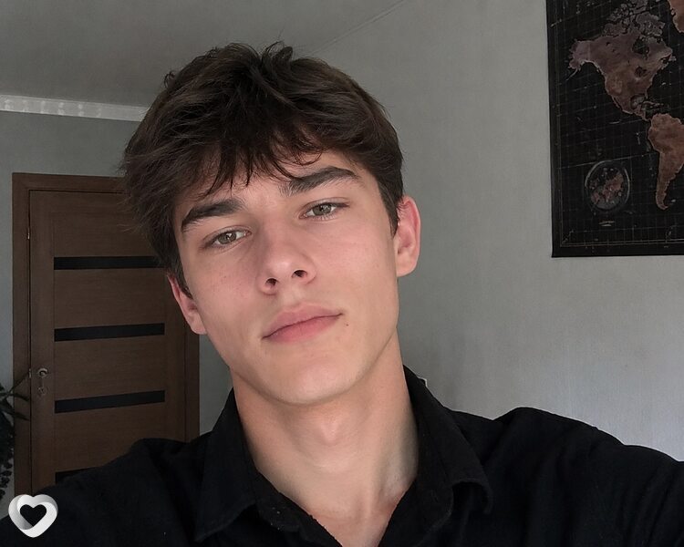 Андрей, 19, Челябинске — анкета №4249706