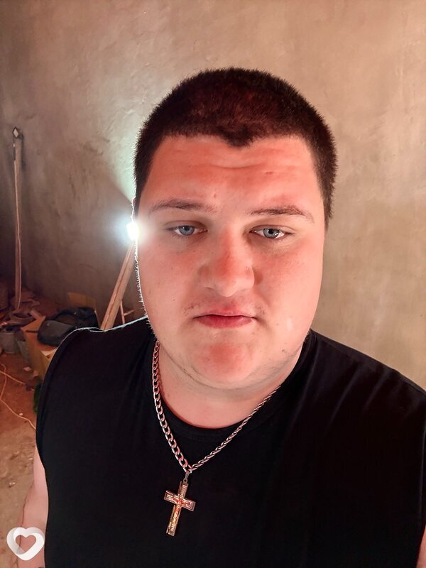 Артем, 22, Ставрополе — анкета №4249832