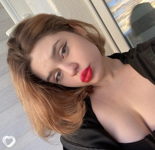 Елизавета, 21, Архангельске — анкета №4250350