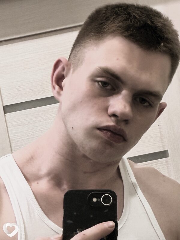 Павел, 22, Барнауле — анкета №4688049