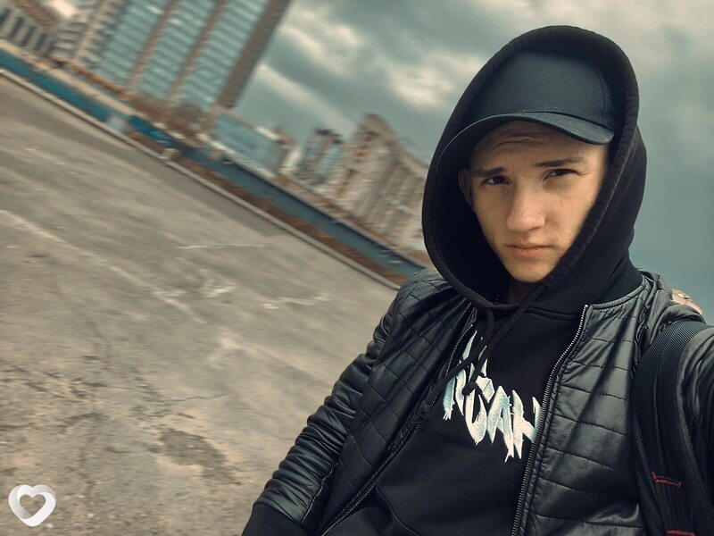 Кирилл, 19, Новосибирске — анкета №4251369