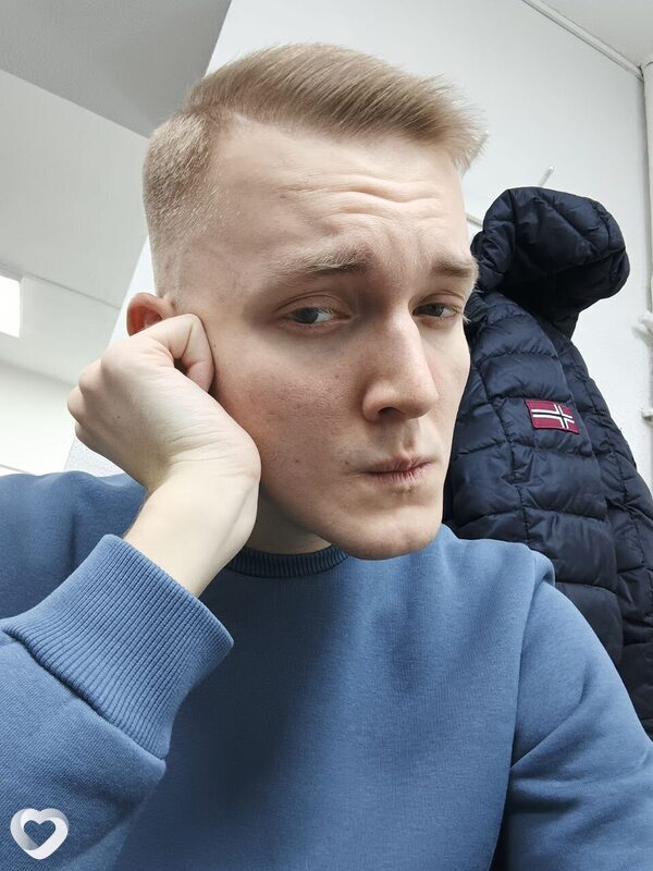 Олег Тихонов, 21, Москве — анкета №4250979