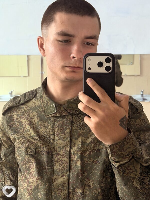 Даня, 19, Мариуполе — анкета №4251029
