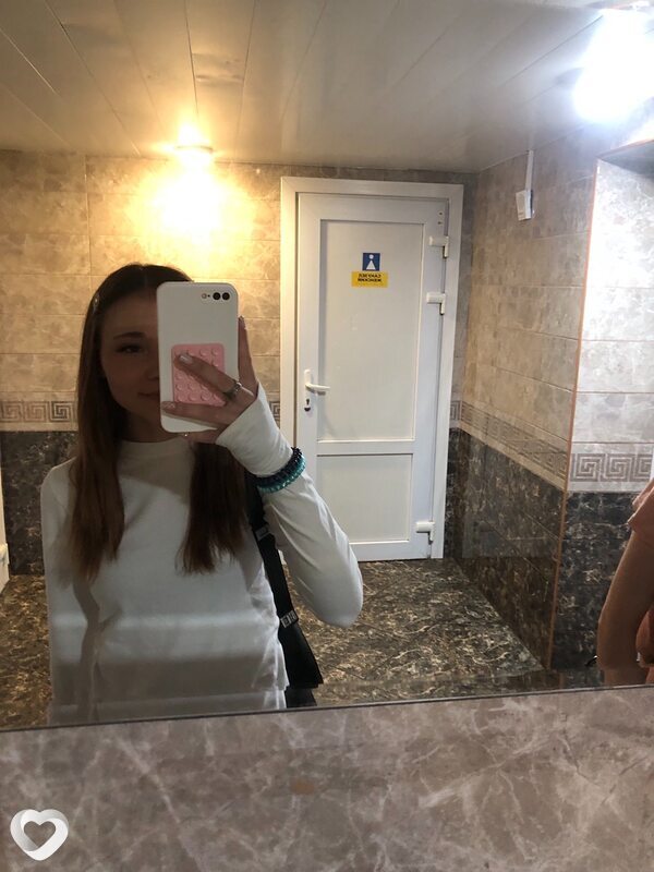 Ксюня, 19, Бобруйске — анкета №4250845