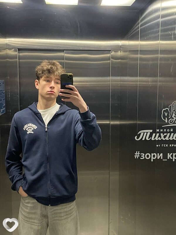 Александр, 20, Красноярске — анкета №4252945