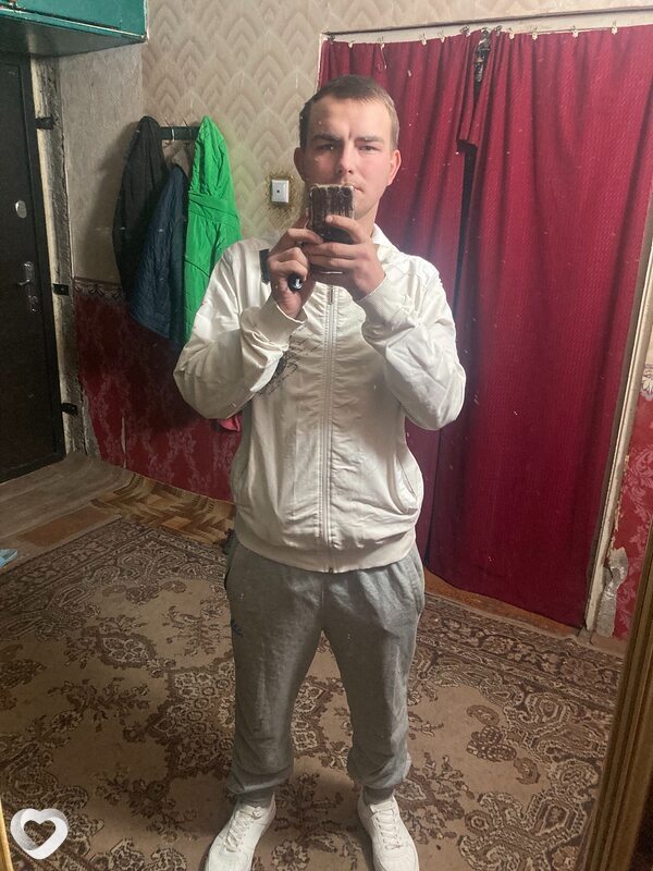 Андрей, 21, Жлобине — анкета №4253526