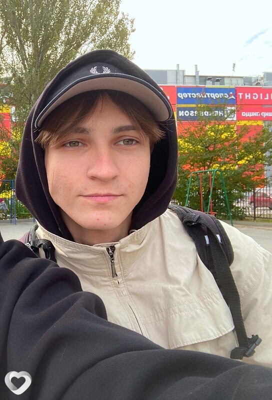 Илья, 19, Таганроге — анкета №4254079