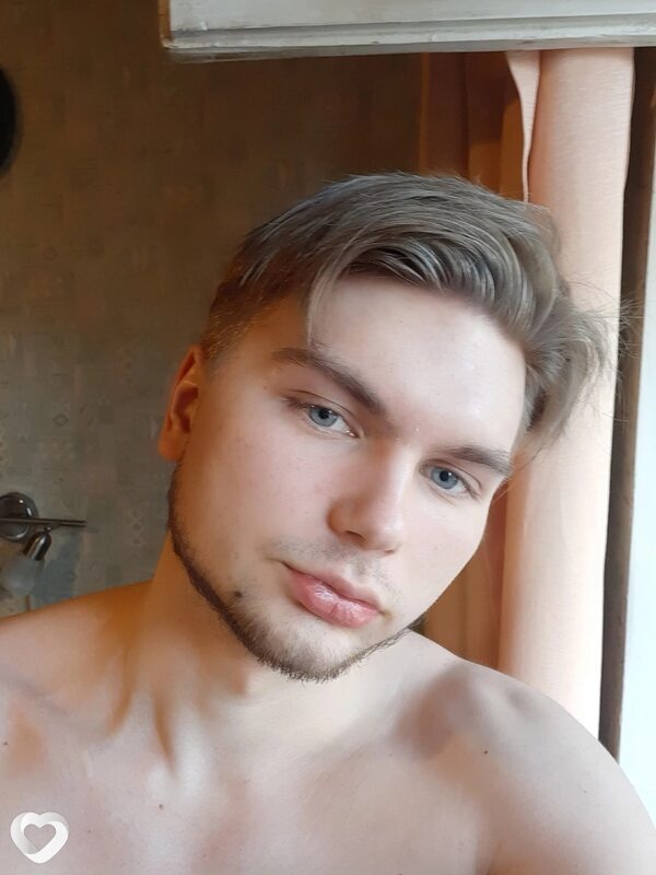 Артем, 25, Санкт-Петербурге — анкета №4254116