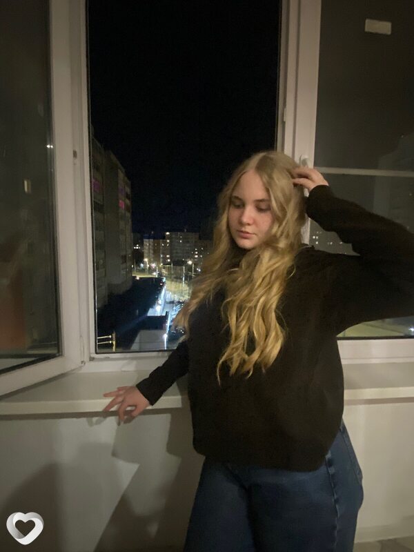 Альбина, 19, Кирове — анкета №4254410