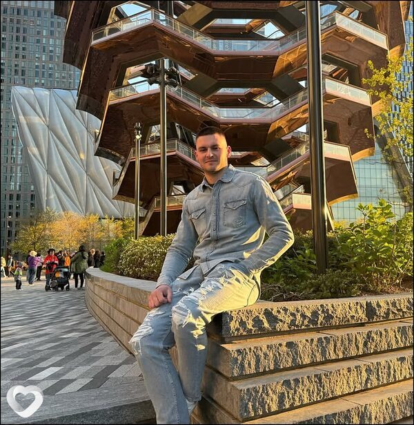 Микита, 26, Киеве — анкета №4254687