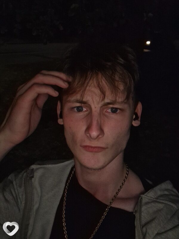 Валерий, 19, Ростове-на-Дону — анкета №4254696