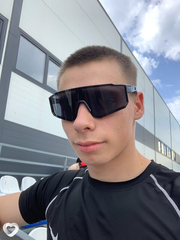 Роман, 21, Саратове — анкета №4255043