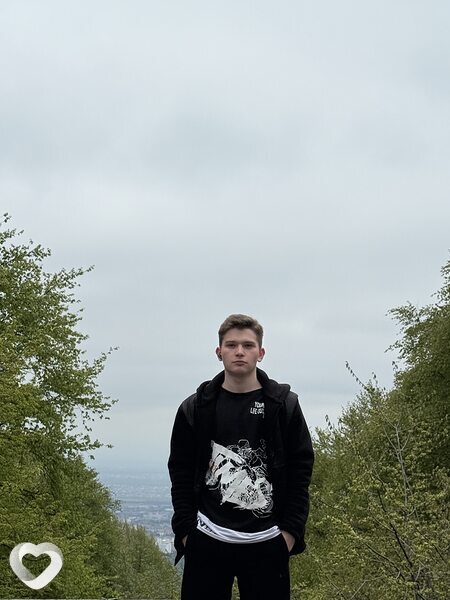 Виктор, 20, Нальчике — анкета №4255855
