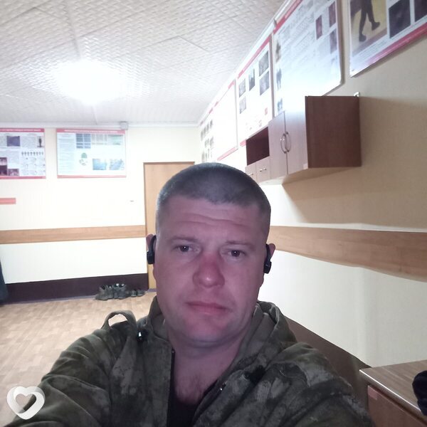 Евгений, 38, Торезе — анкета №4256256