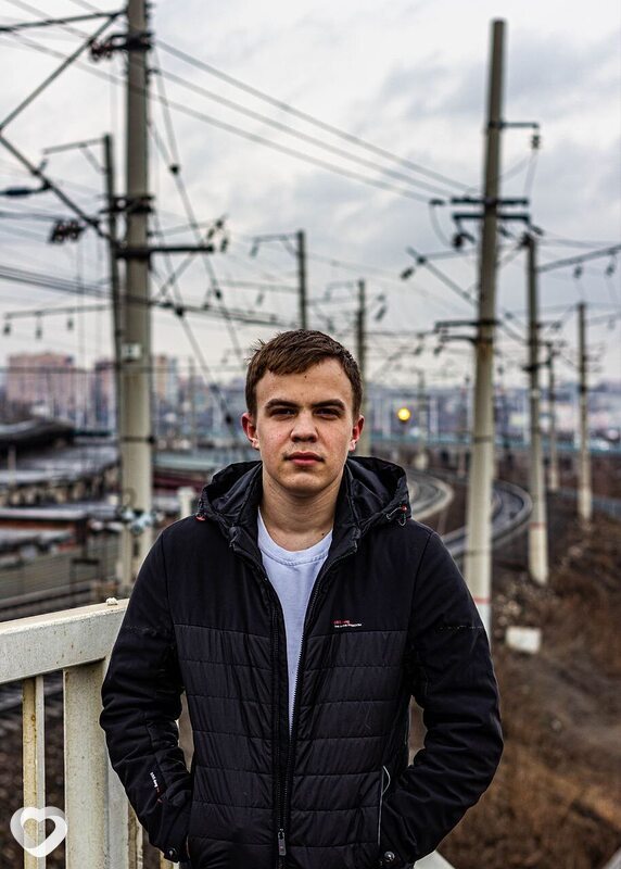 Максим, 23, Саянске — анкета №4256952