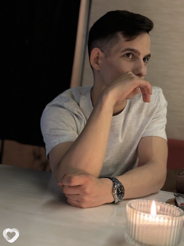 Александр, 23, Хабаровске — анкета №4257506