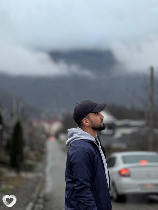 Зарифджан, Адлер
