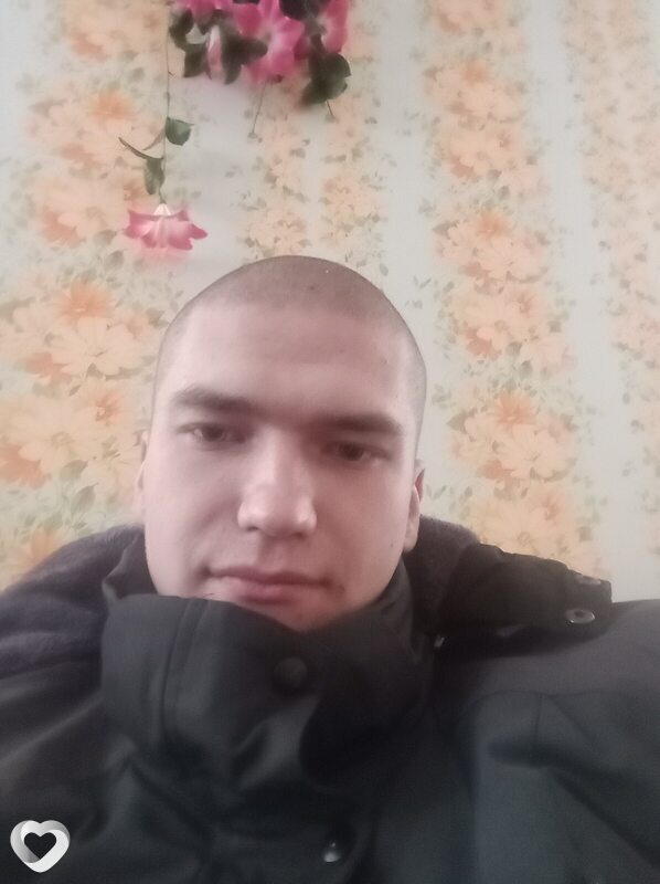 Ваня, 21, Солигорске — анкета №4257669