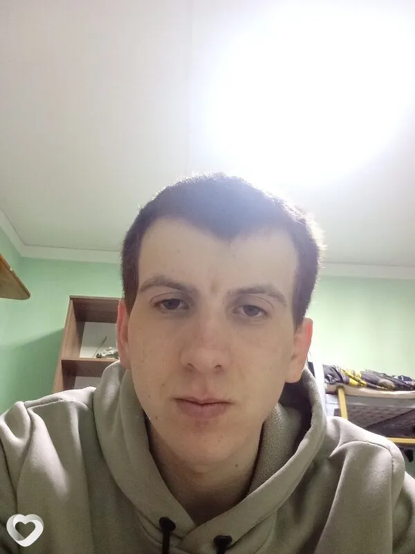 Саня Буров, 19, Барнауле — анкета №4258288