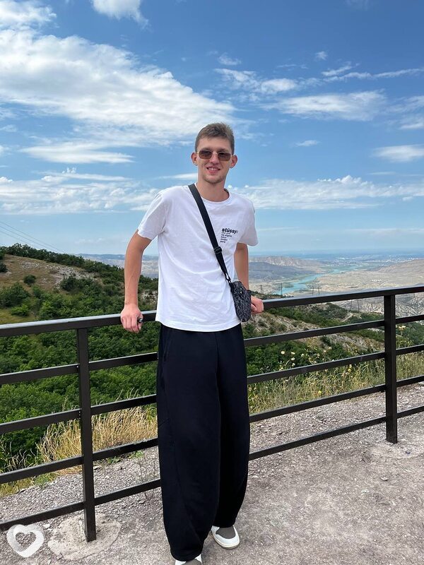 Данила, 22, Камышине — анкета №4258350