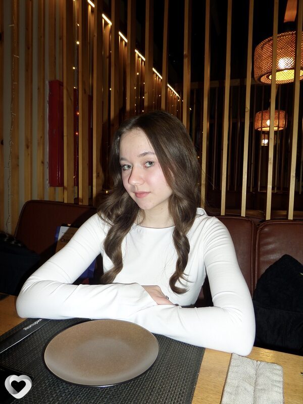 Злата, 18, Санкт-Петербурге — анкета №4258352