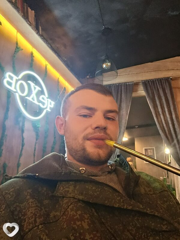 Артем, 25, Барановичах — анкета №4259051