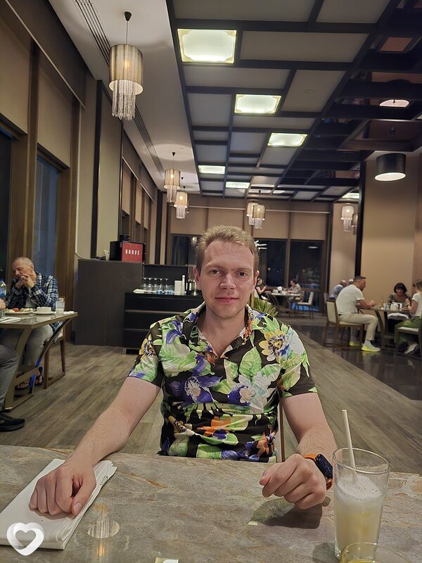 Михаил, 30, Москве — анкета №4260785