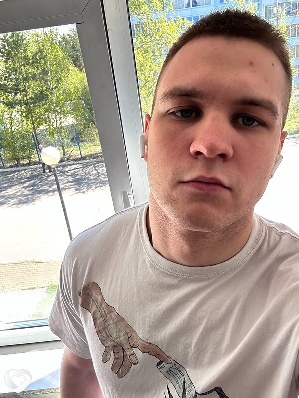 Евгений, 23, Томске — анкета №4260789