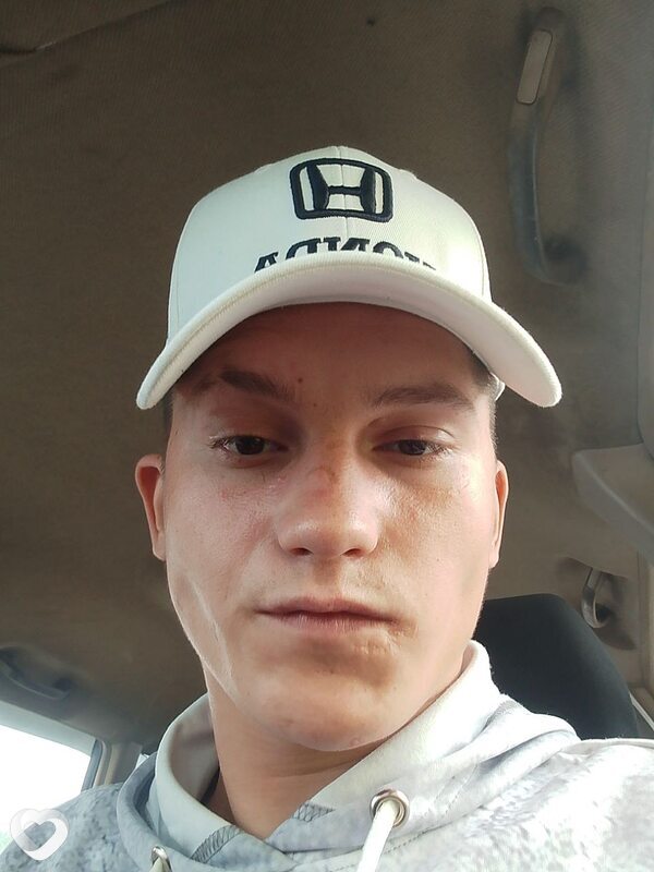 Александр, 21, Новосибирске — анкета №4260768