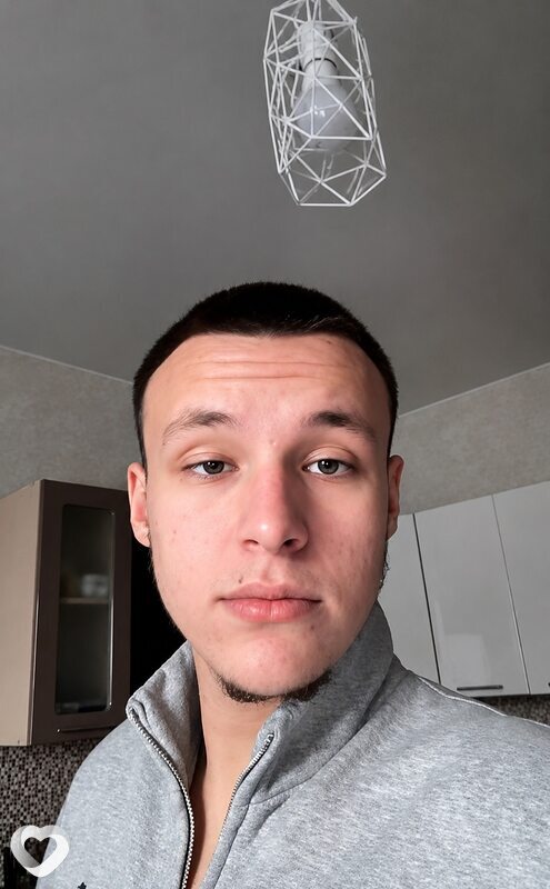 Иван, 22, Томске — анкета №4261339