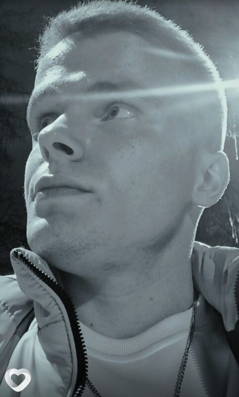 Александр, 22, Екатеринбурге — анкета №4261549