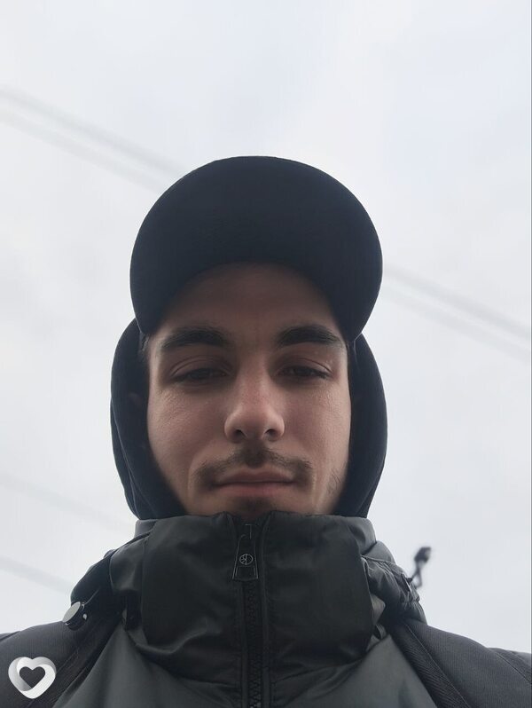 Владислав, 21, Новосибирске — анкета №4262051