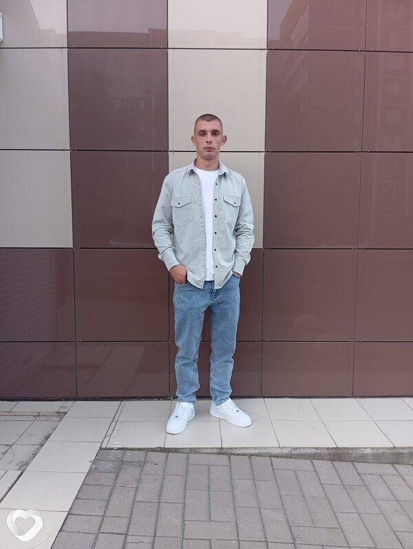Виталий, 24, Видном — анкета №4262196